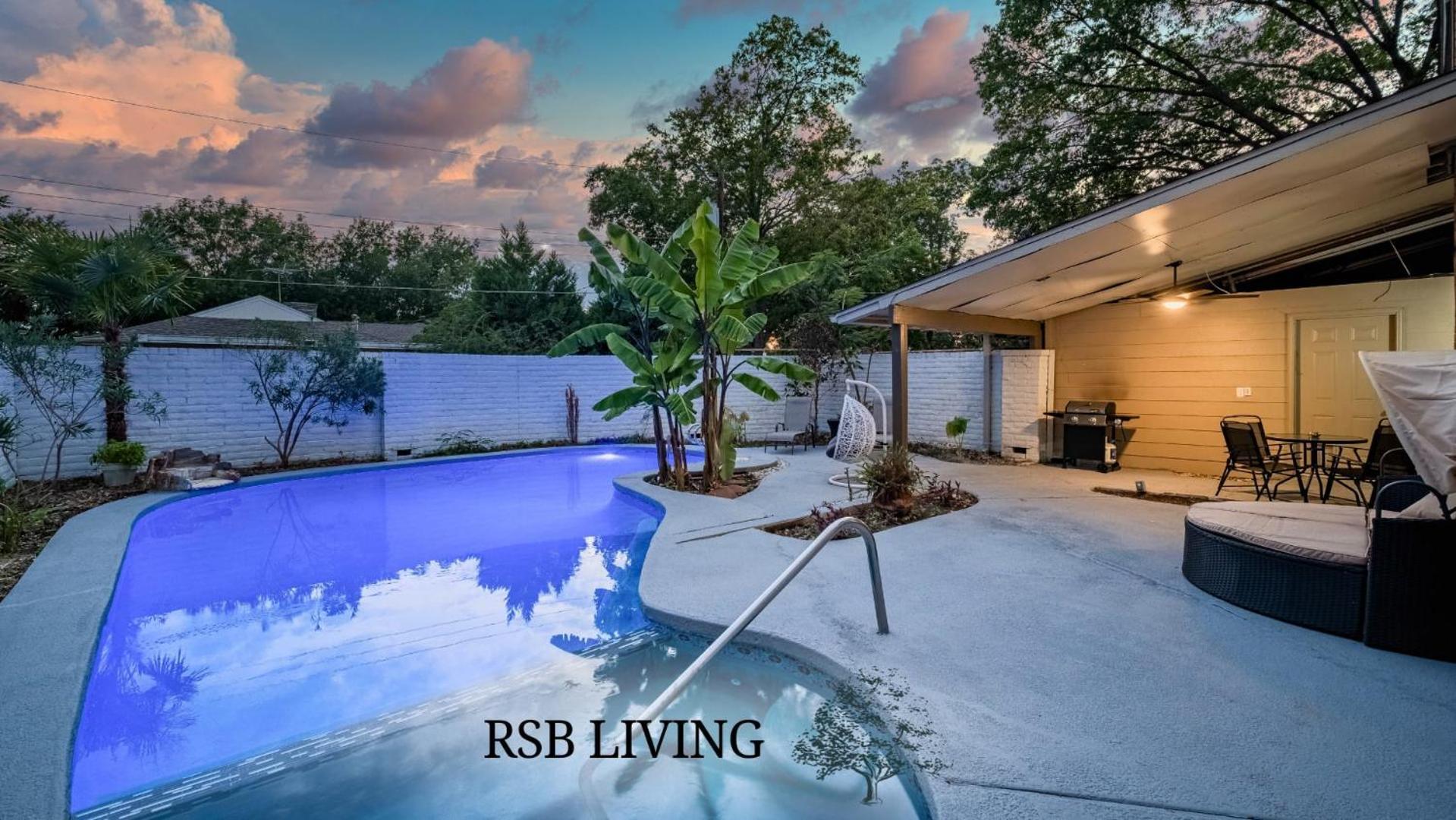 Stunning 5Br 2Ba Holiday Home With Private Pool And Cinema Dallas Esterno foto