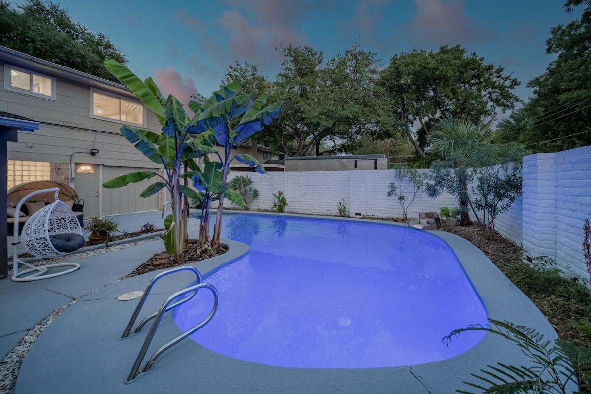 Stunning 5Br 2Ba Holiday Home With Private Pool And Cinema Dallas Esterno foto